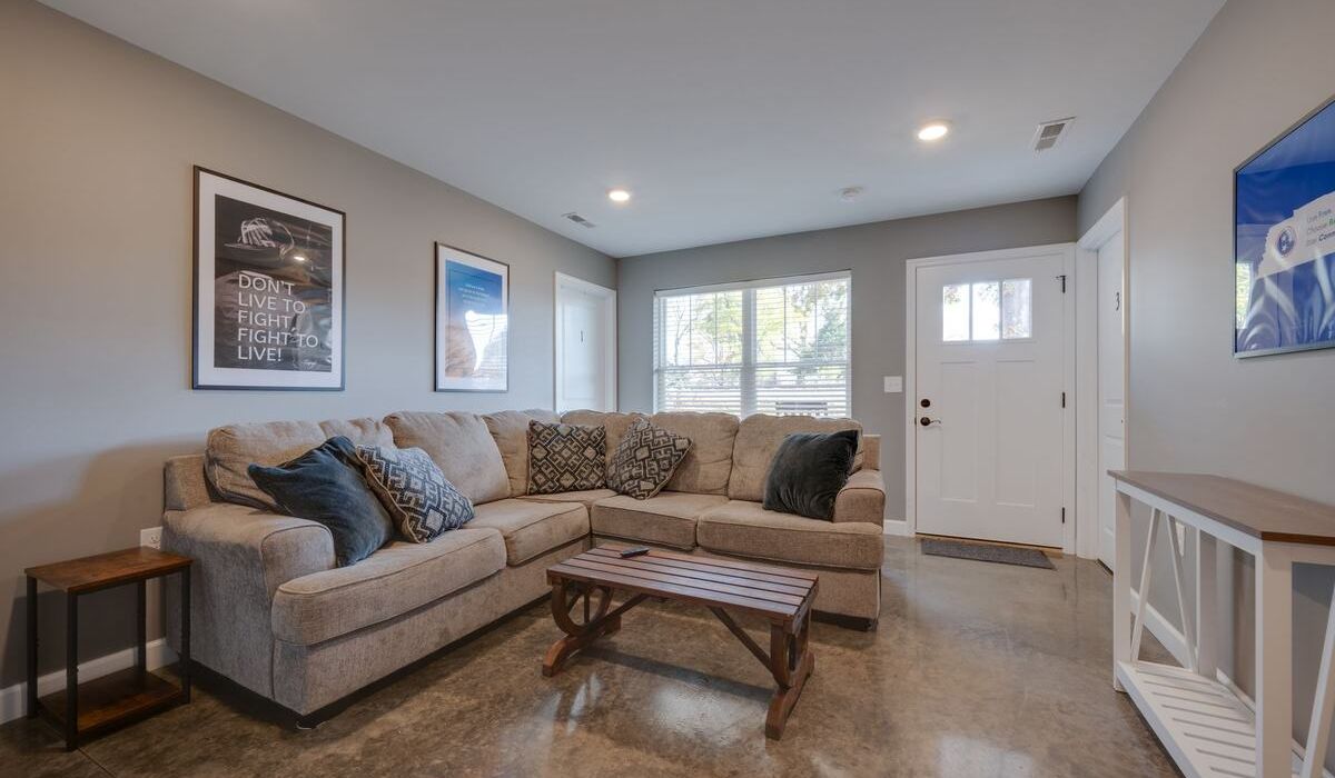 Inside look into a nice and cozy living room representing inpatient treatment