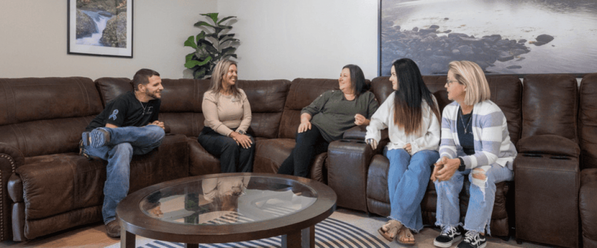 A group of woman form an everlasting relationship during their outpatient program for substance abuse